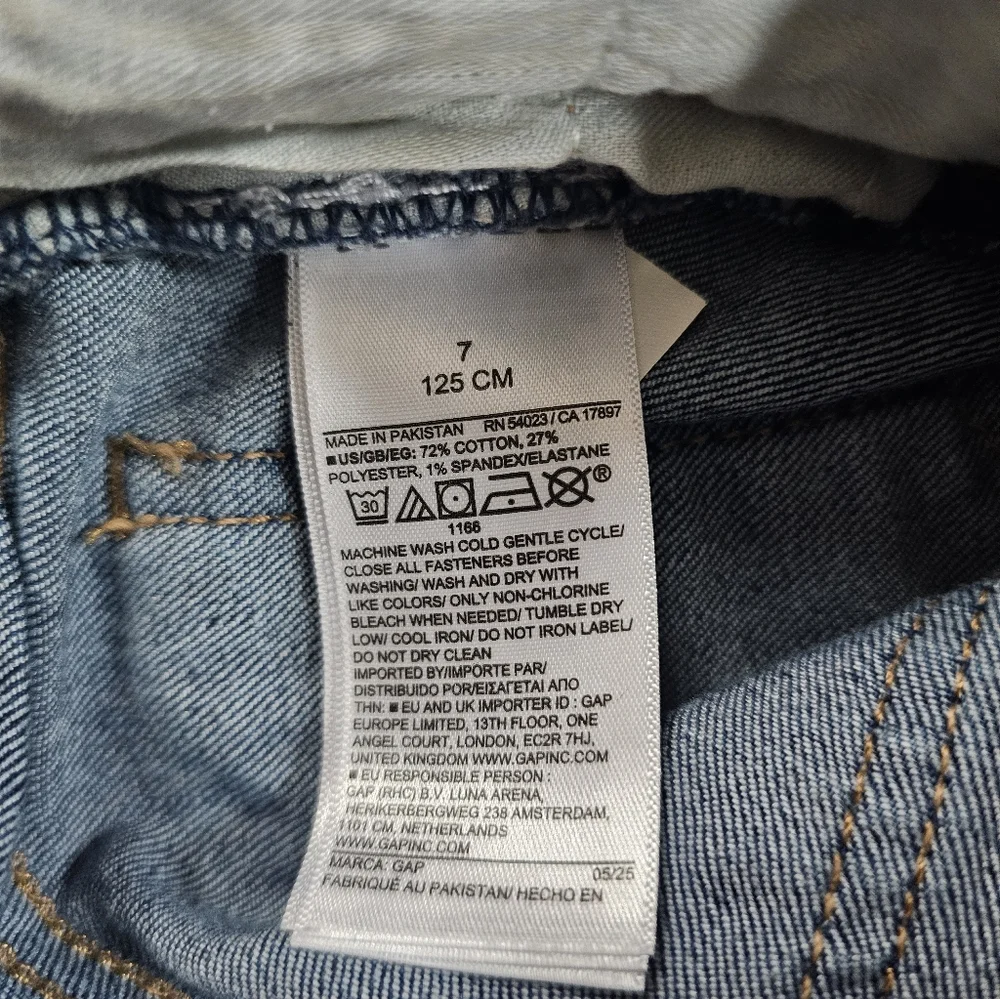 Gap Kids Midi Denim Cuffed Shorts - Size 7